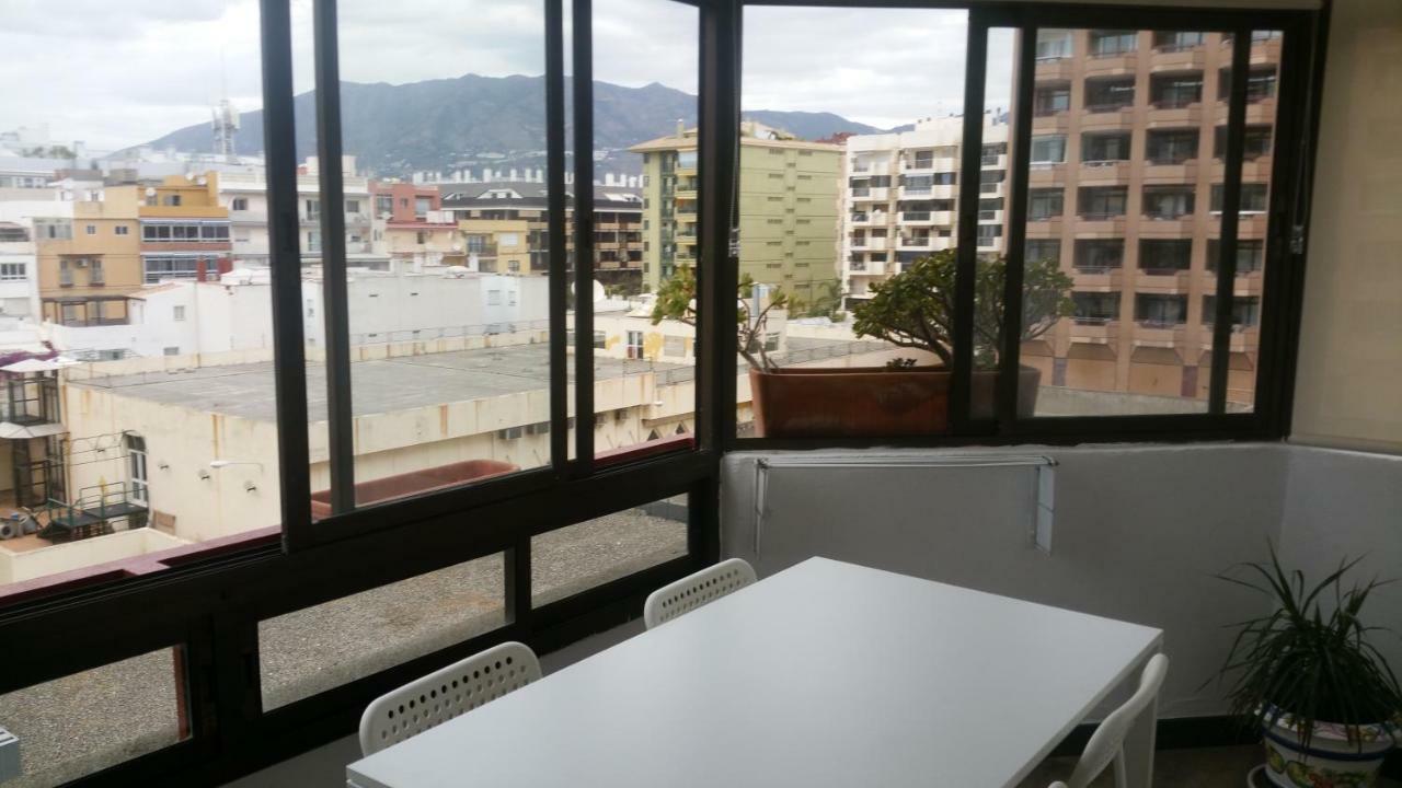 Apartamento Junto Al Puerto De Fuengirola Apartman Kültér fotó