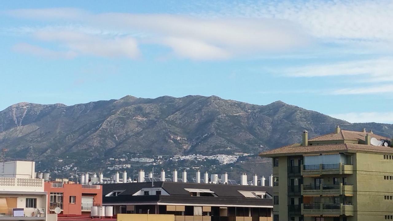 Apartamento Junto Al Puerto De Fuengirola Apartman Kültér fotó